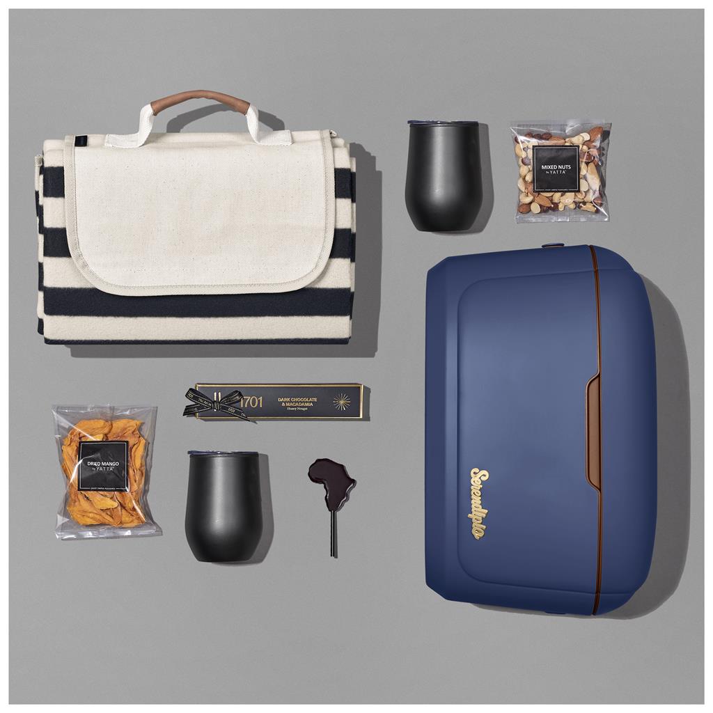 Outdoor Indulgence Hamper