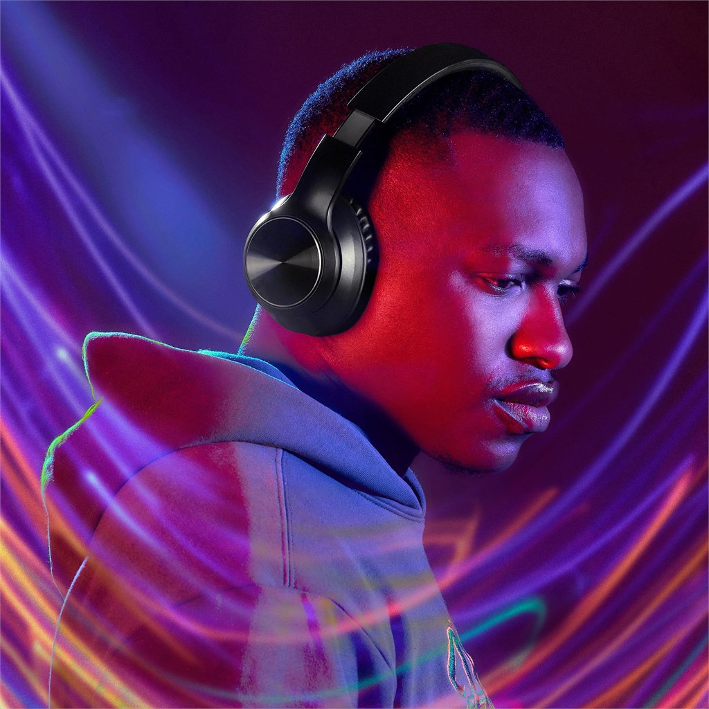 Stuttgart Active Noise-Cancelling Bluetooth Headphones