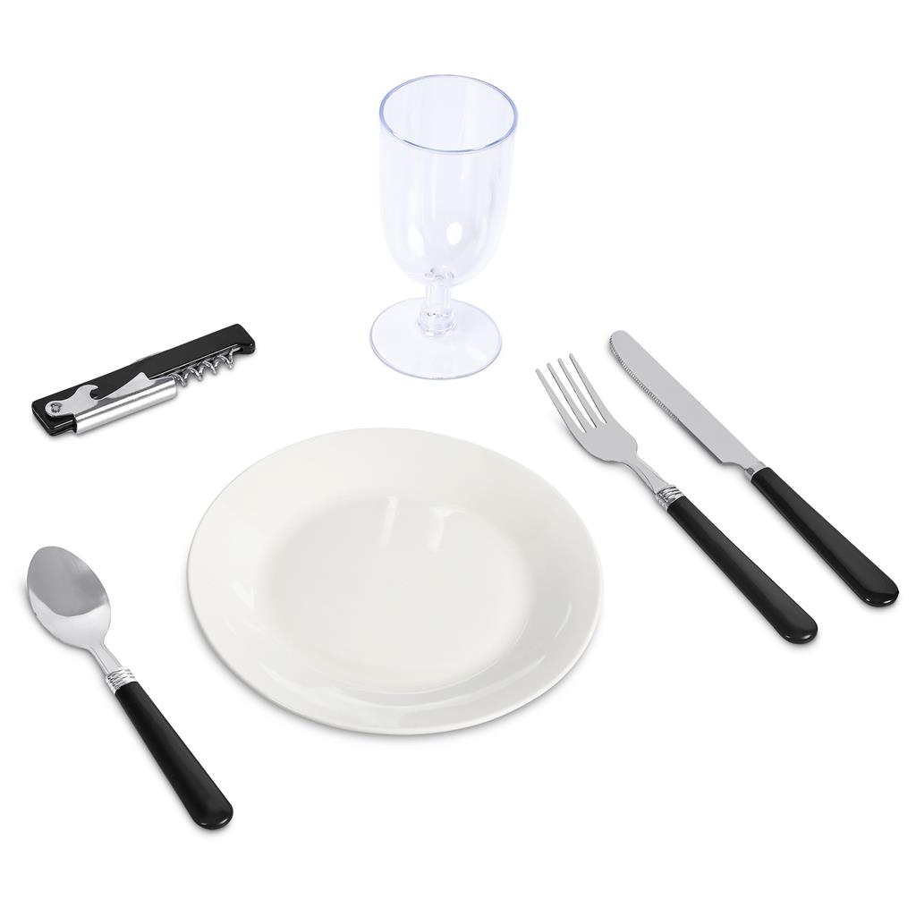 Willow 4-Person Picnic Basket